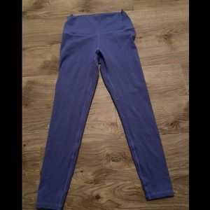 Fleo leggings size M